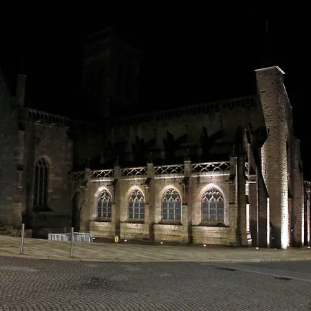 Apartment Hyper Centre - Quartier Du Chateau De *