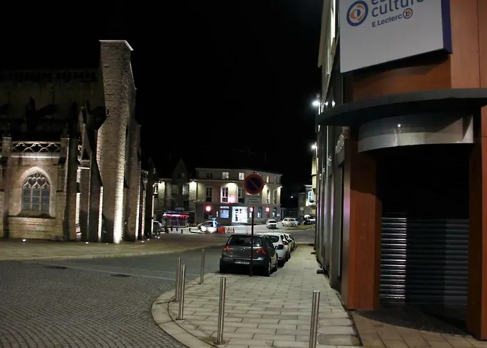 Hyper Centre - Quartier Du Chateau De *